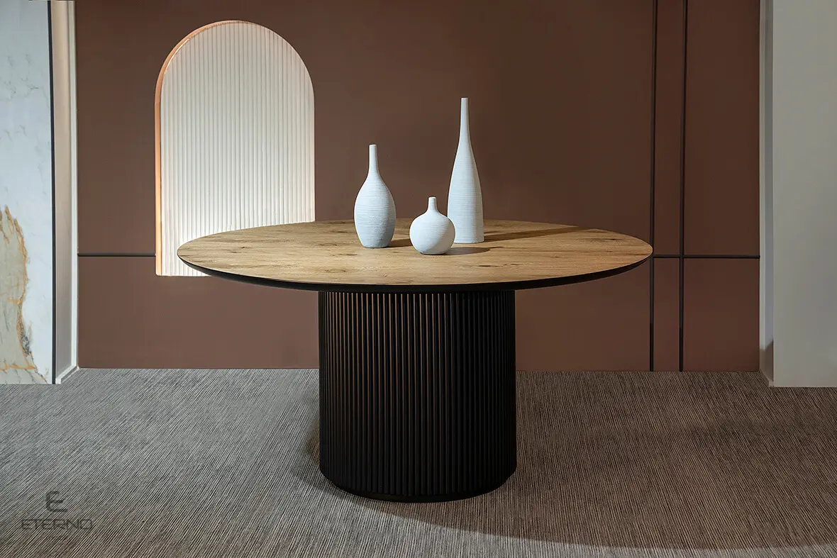 Icon Round Table