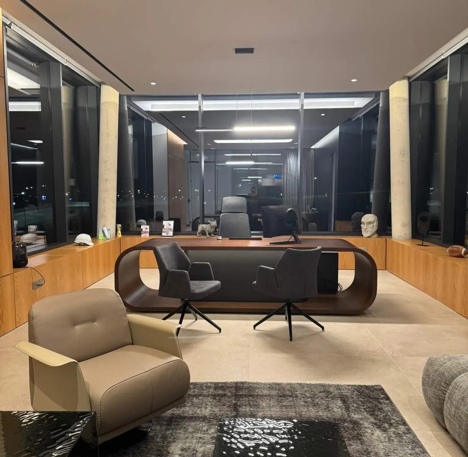 Hadjiloukas Construction Offices — view 7