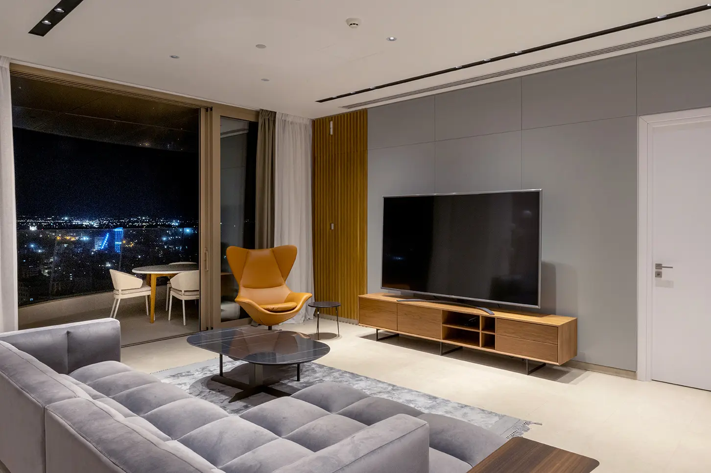 Luxury Apartment at 360 Nicosia — view 5