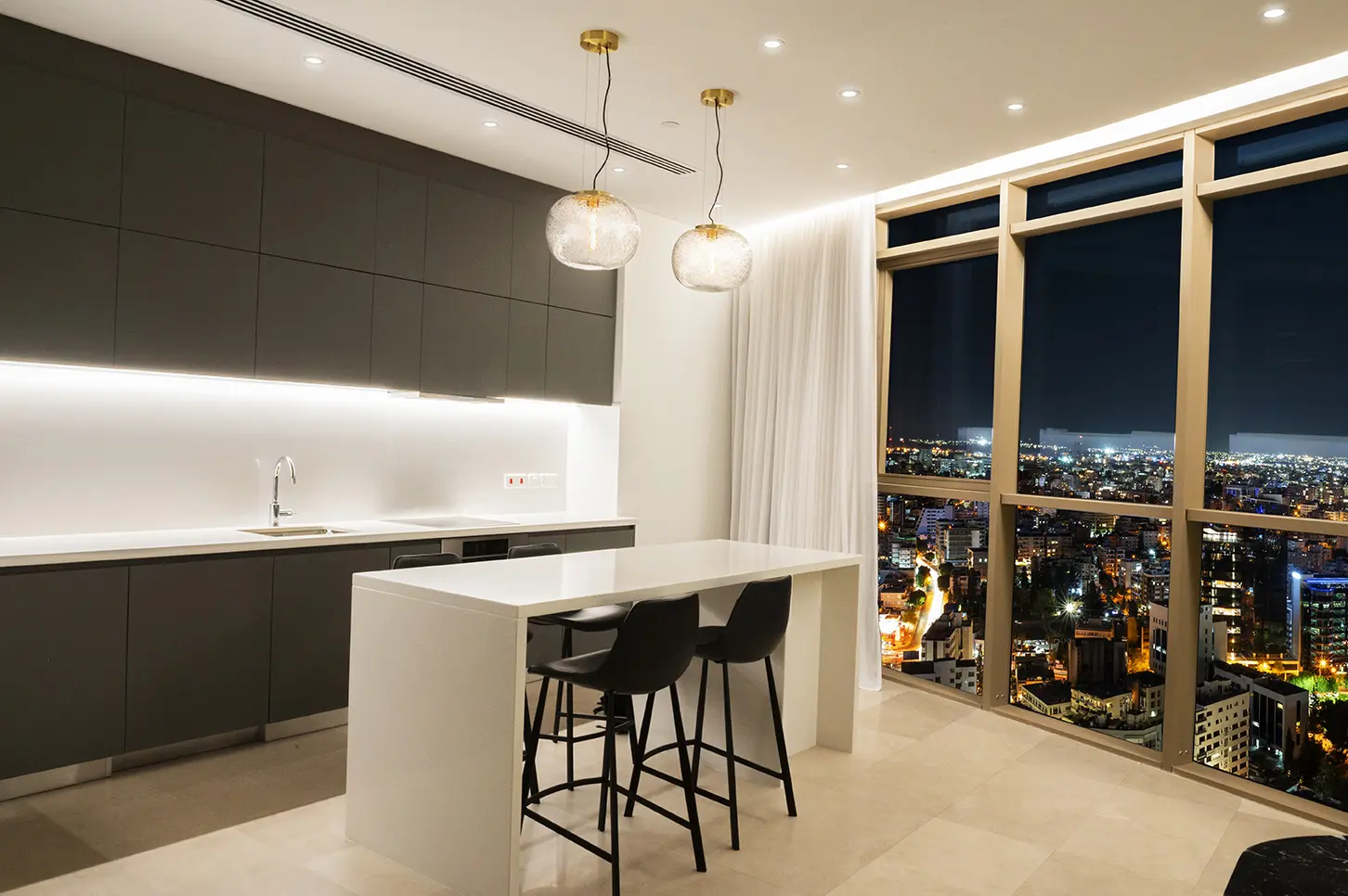 Luxury Apartment at 360 Nicosia — view 7