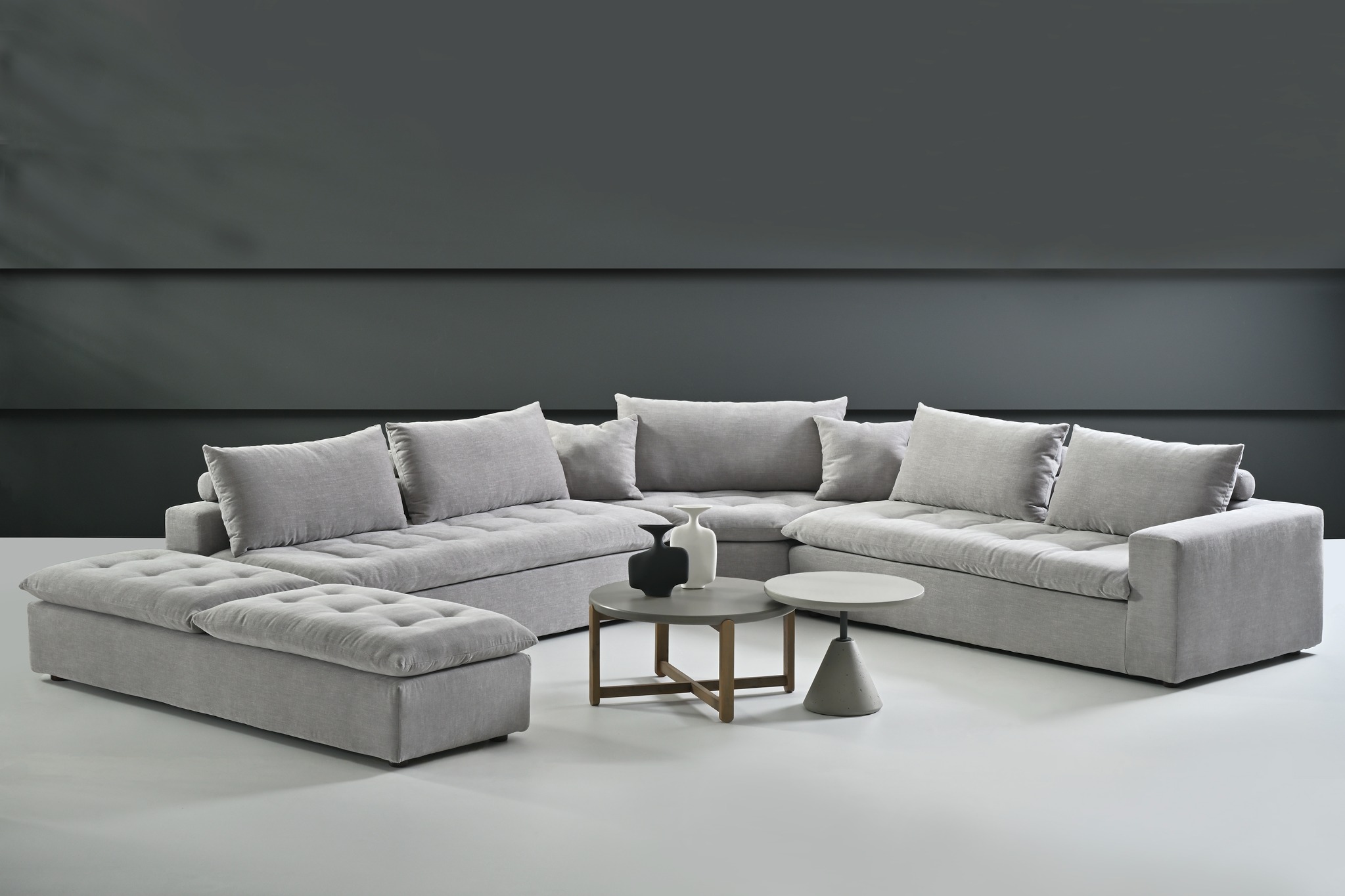 Contemporary modular sofa composition